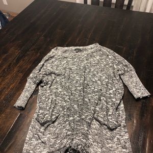 EXPRESS Gray speckled sweater with pockets
